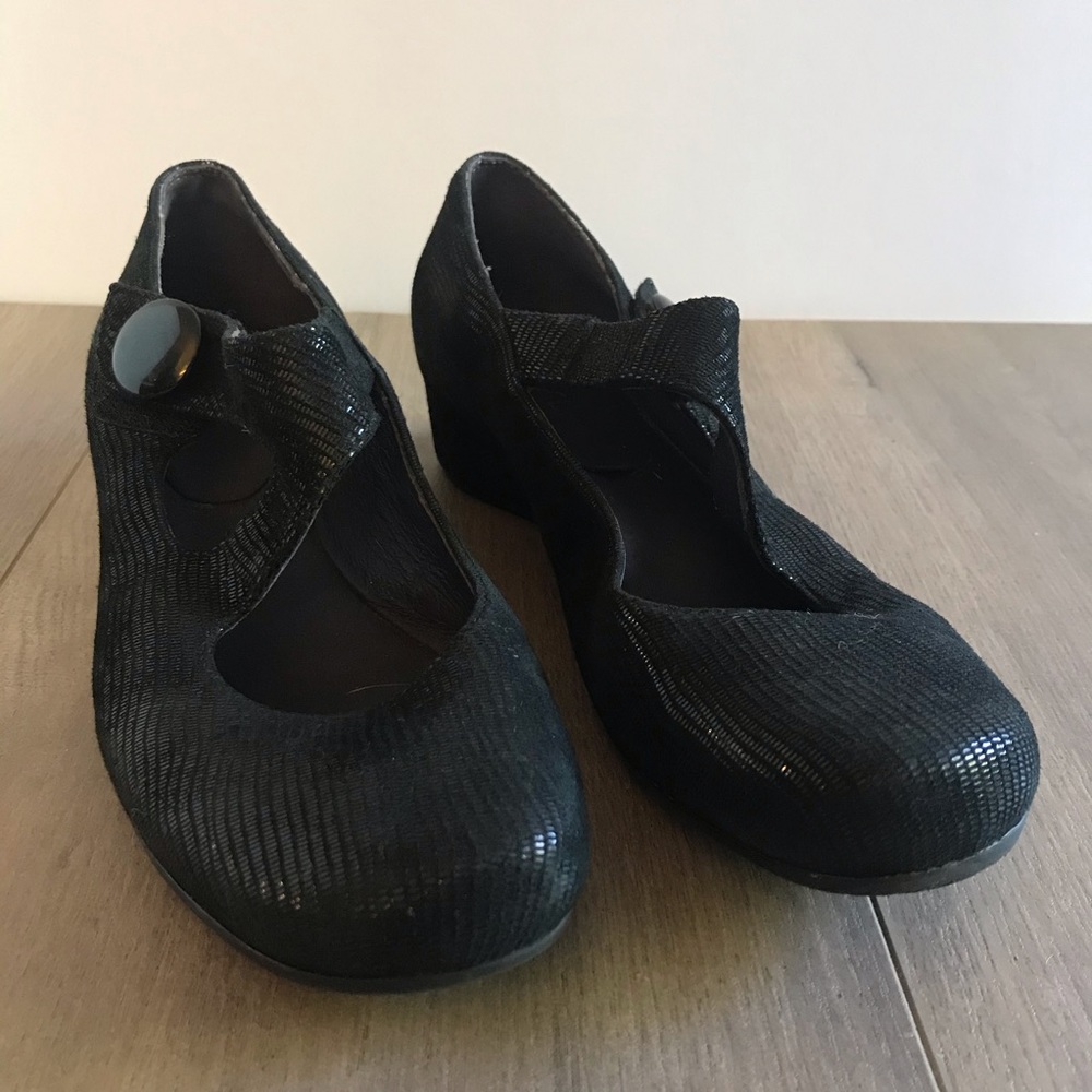 Vaneli Black Sparkle Mary Jane Velcro Strap Shoe 6